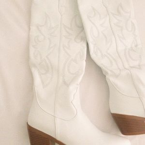 White cowgirl boots
